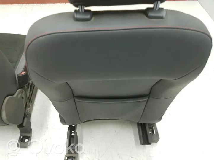 Ford Kuga II Seat set 