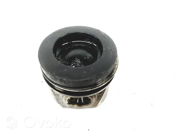 Volkswagen Tiguan Piston avec bielle 04L107065AM