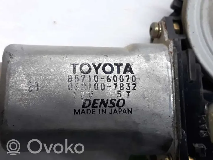 Toyota Land Cruiser (HDJ90) Takaoven ikkunan nostomoottori 8571060070