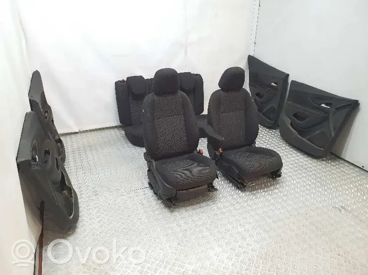 Opel Mokka X Istuinsarja 