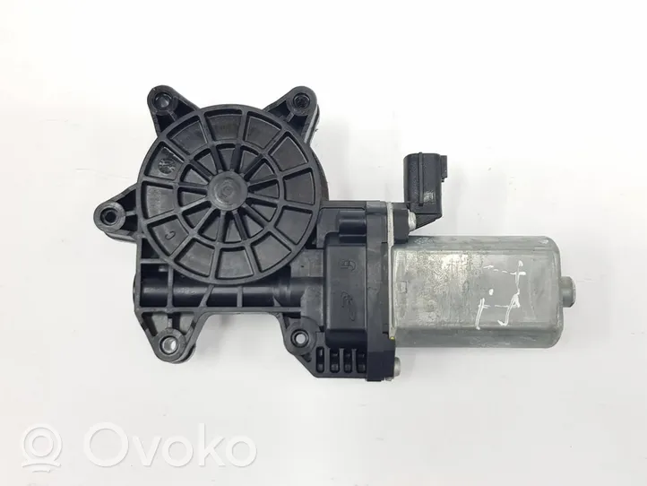 Renault Clio IV Takaoven ikkunan nostomoottori 827012973R