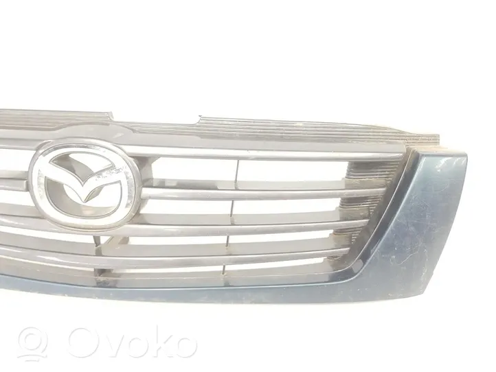 Mazda B series UN Grille de calandre avant UM4750710B