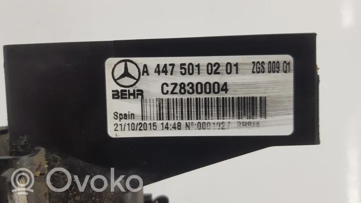 Mercedes-Benz Vito Viano W447 Radiatore di raffreddamento A4475010201