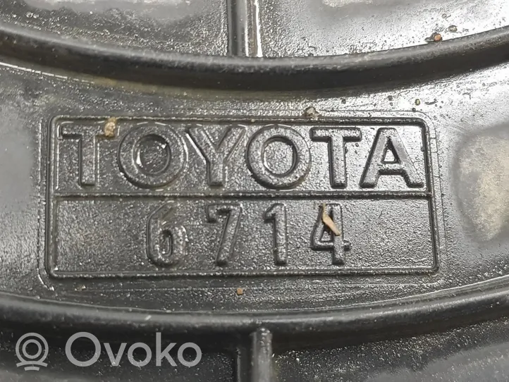 Toyota Land Cruiser (HDJ90) Ilmansuodattimen kotelo 1770067140