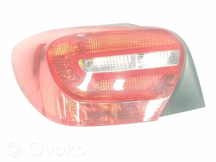 Mercedes-Benz A W176 Lampa tylna A1769060100