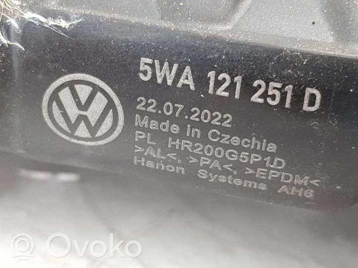 Audi Q3 F3 Radiateur de refroidissement 5WA121251D