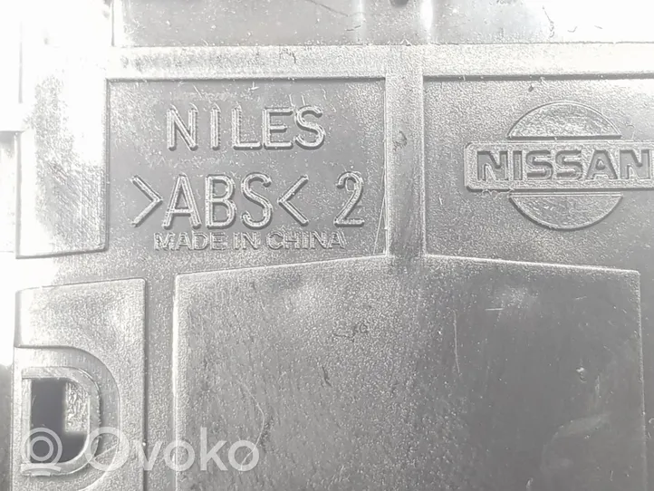 Nissan e-NV200 Inne przełączniki i przyciski 251934FA0A