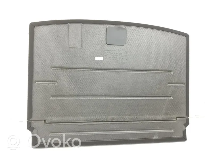 Volkswagen Golf VII Wykładzina podłogowa bagażnika 5G6858855F