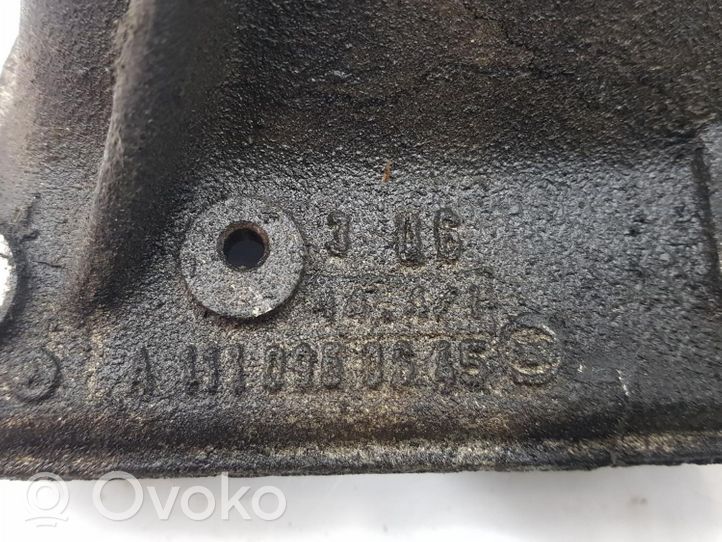 Mercedes-Benz CLK A208 C208 Support de générateur / alternateur A1110900640