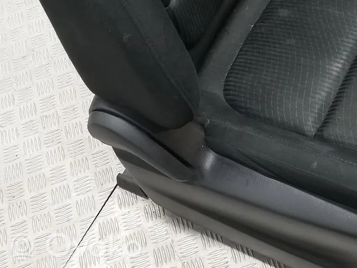 Mazda CX-5 Sėdynių komplektas 