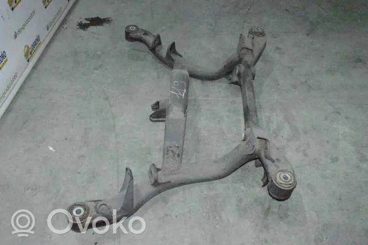 Audi A6 S6 C6 4F Galinis traversas 4F0505235AH