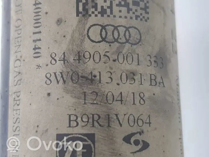 Audi A4 S4 B9 Amortyzator przedni 8W0413031BA