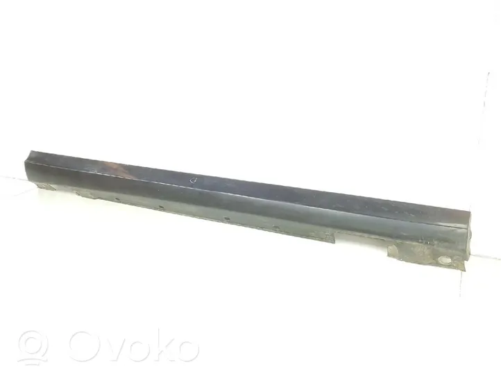 Mercedes-Benz C W204 Sill A2046900440