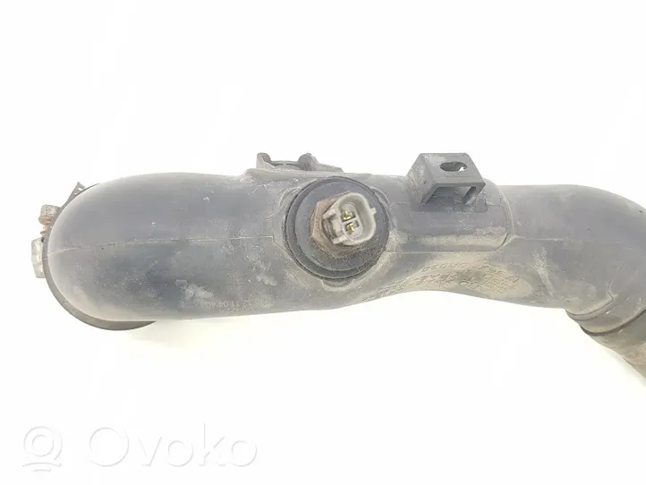 Toyota Avensis T270 Tube d'admission de tuyau de refroidisseur intermédiaire 173620R030