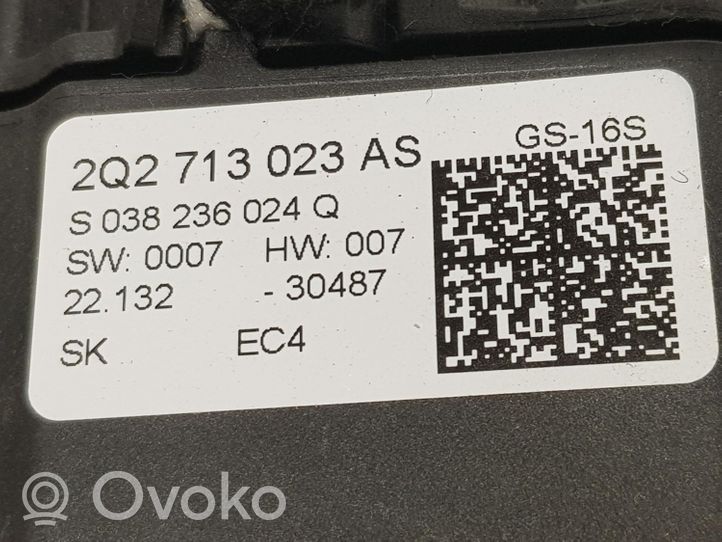 Seat Ibiza V (KJ) Vaihteenvalitsimen verhoilu 2Q2713023AS
