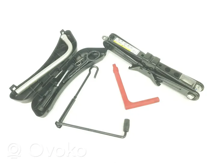 Audi A4 S4 B9 Lift Jack 8W0011031B