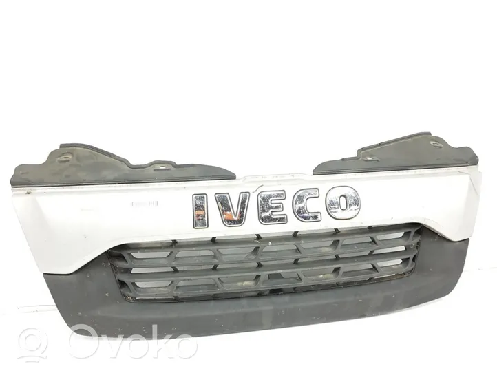 Iveco Daily 6th gen Atrapa chłodnicy / Grill 5801342732