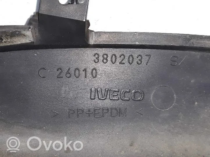 Iveco Daily 4th gen Rivestimento passaruota anteriore 03802037