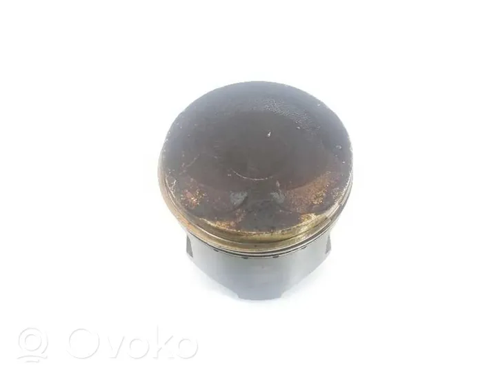 Suzuki Swift Piston avec bielle 1211185E000A0