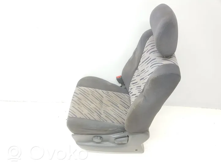 Toyota Land Cruiser (HDJ90) Seat set 