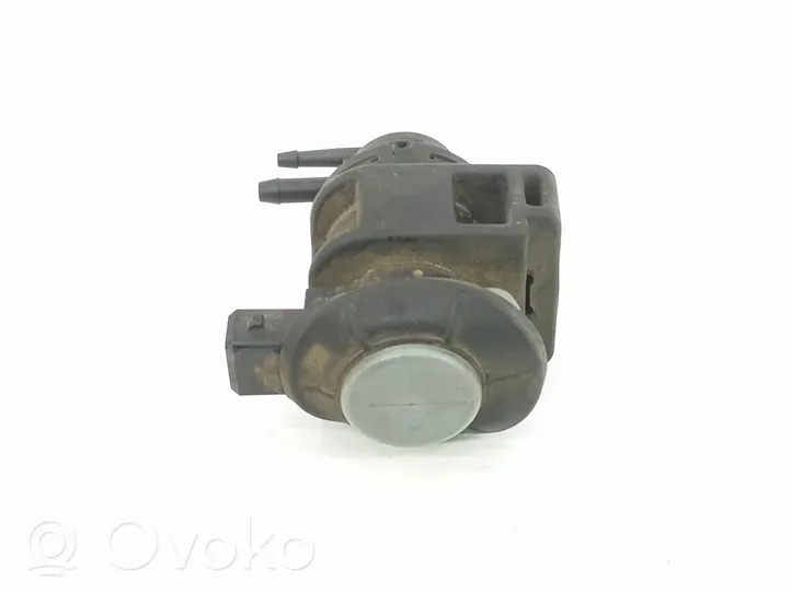 Infiniti FX Vacuum valve 1446600QAA