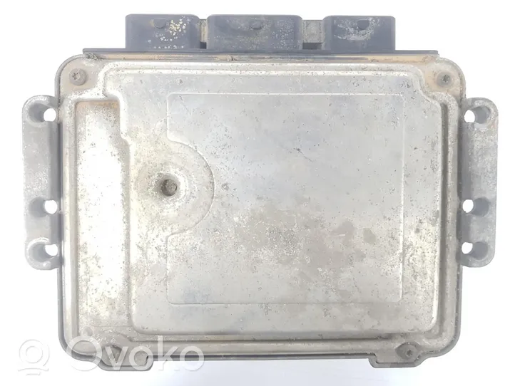 Nissan Interstar Sterownik / Moduł ECU 8200381668