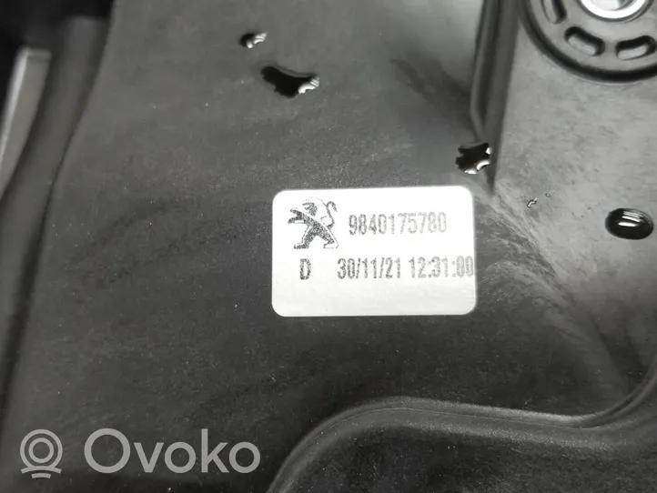 Toyota Proace Podnośnik szyby drzwi z silniczkiem SU001A9963