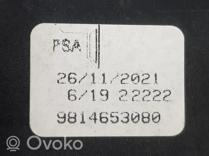 Toyota Proace Vaihteenvalitsimen verhoilu SU001A9594