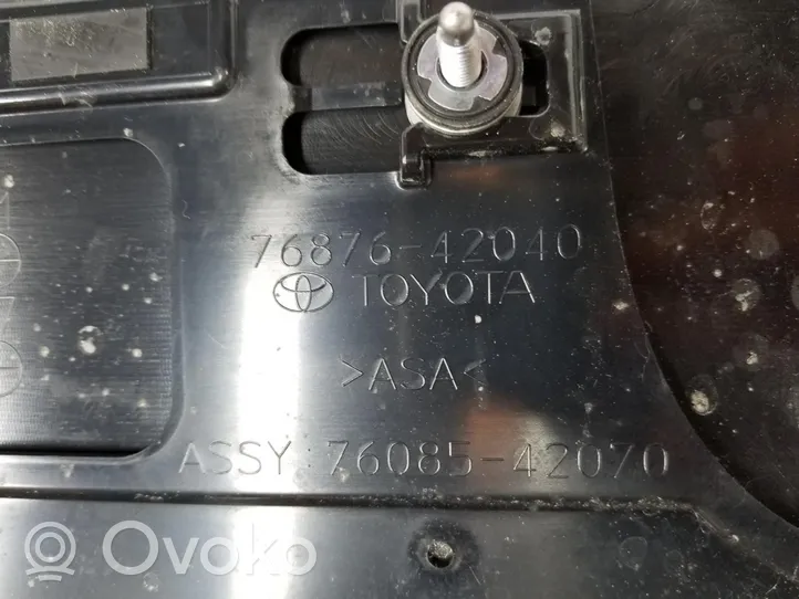 Toyota RAV 4 (XA50) Becquet de coffre 7608542908