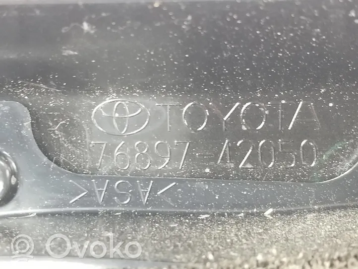 Toyota RAV 4 (XA50) Moulure 7689742050