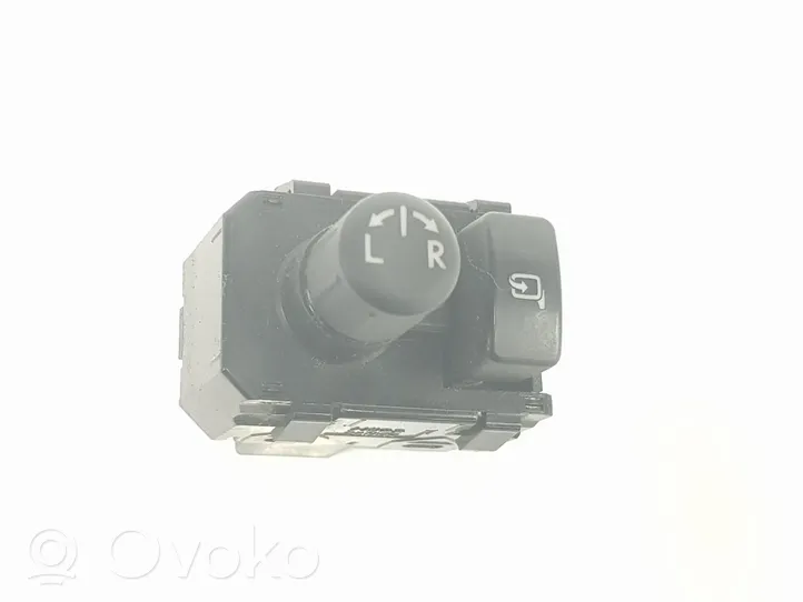 Toyota GT 86 Wing mirror switch SU00302451