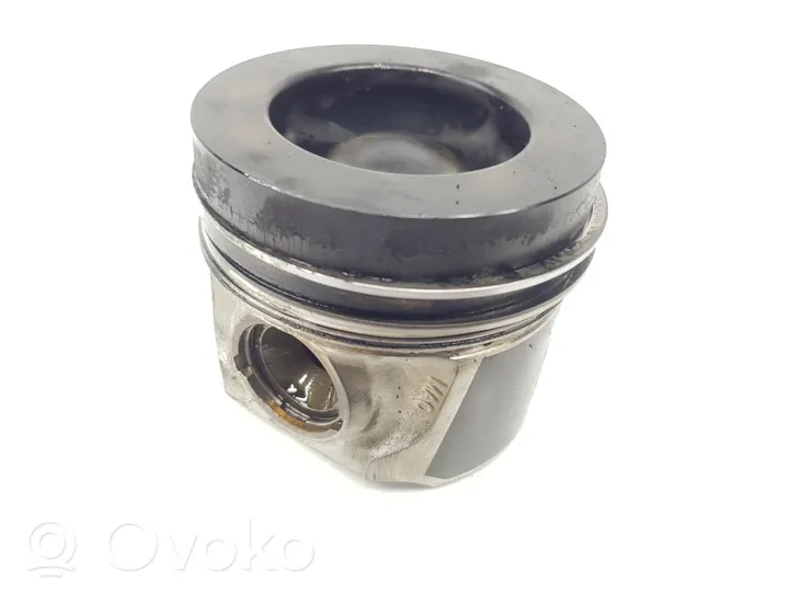 Volkswagen Tiguan Piston avec bielle 03L107065S