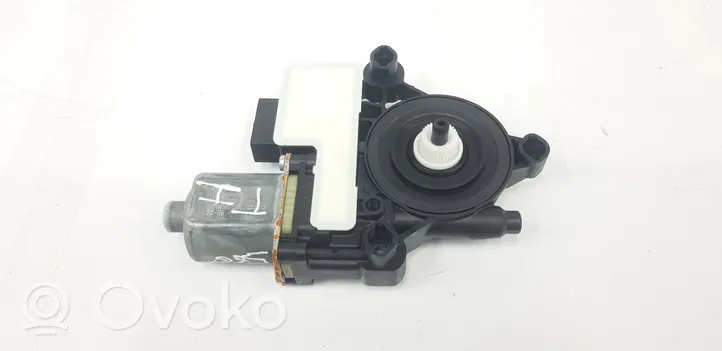 Audi Q3 F3 Takaoven ikkunan nostomoottori 5Q0959407D