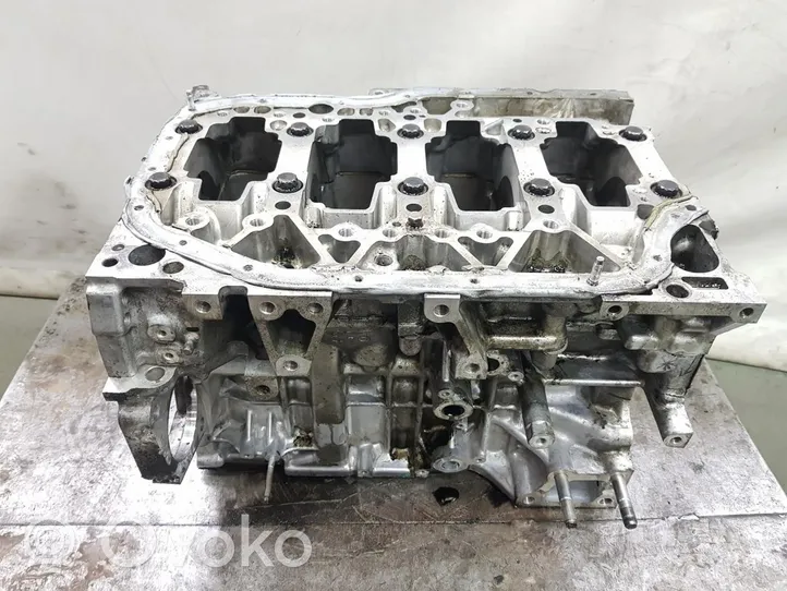 Toyota RAV 4 (XA40) Blok silnika 1141009406