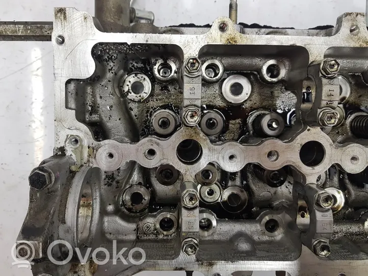 Toyota RAV 4 (XA40) Testata motore 1110109415