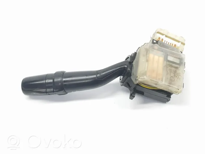 Toyota Land Cruiser (J120) Suuntavilkun vipu 8414020560