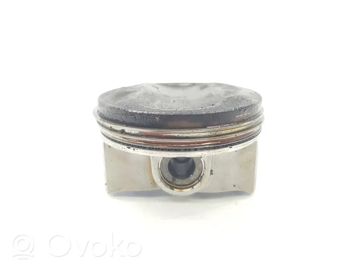 Toyota C-HR Piston avec bielle 131010T300