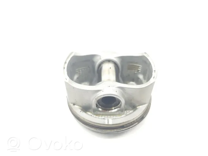 Toyota C-HR Piston avec bielle 131010T300