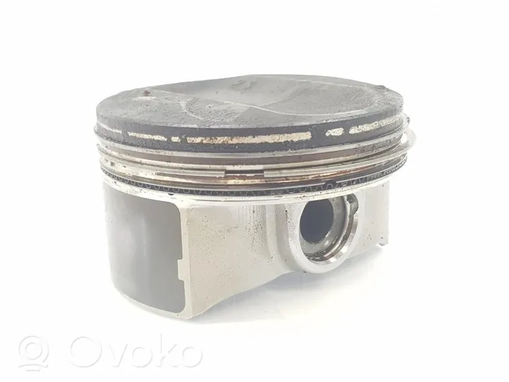 Toyota C-HR Piston avec bielle 131010T300