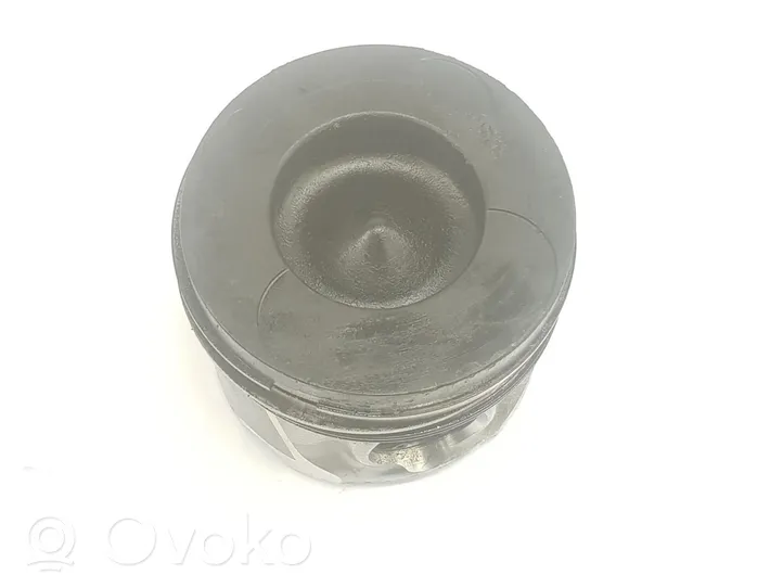 Nissan Pathfinder R51 Piston avec bielle A2010EC02B