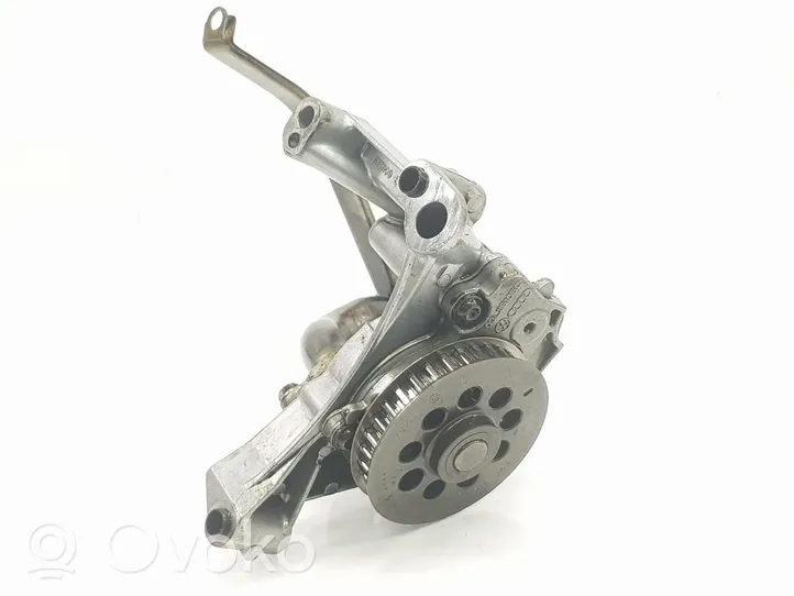 Volkswagen Crafter Oil pump 03L115105C