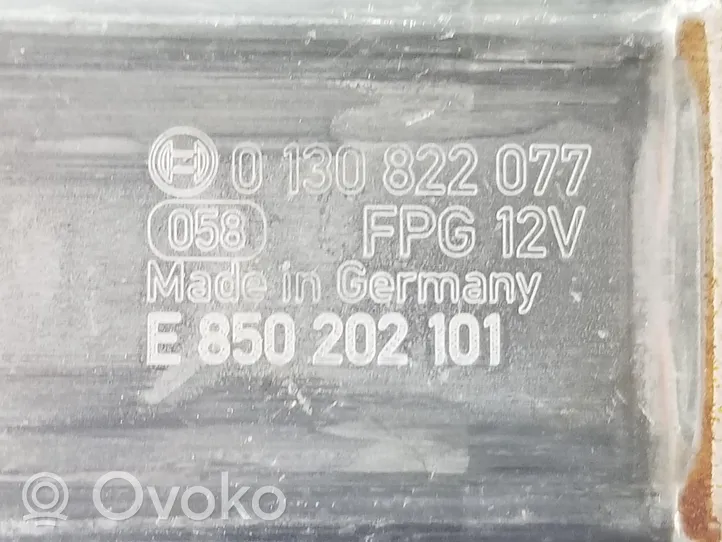 Audi Q2 - Etuoven ikkunan nostomoottori 5Q0959801C
