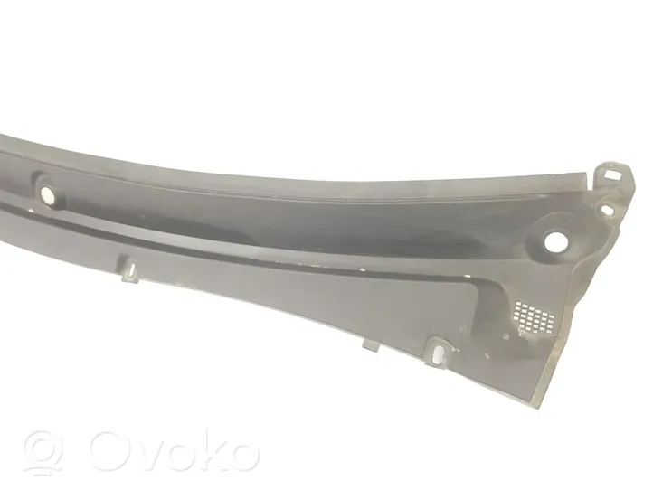 Nissan NV400 Wiper trim 6681400Q0A