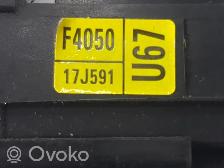 Toyota C-HR Boutons / interrupteurs volant 84140F4050