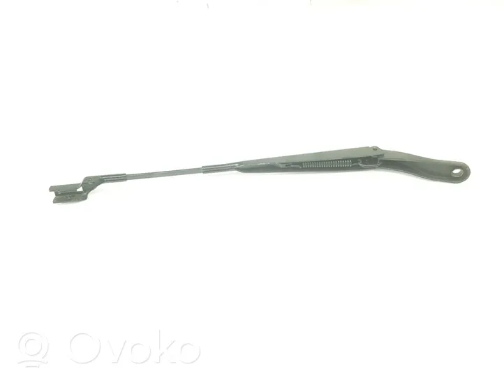 Opel Mokka X Braccio della spazzola tergicristallo anteriore 9822931680