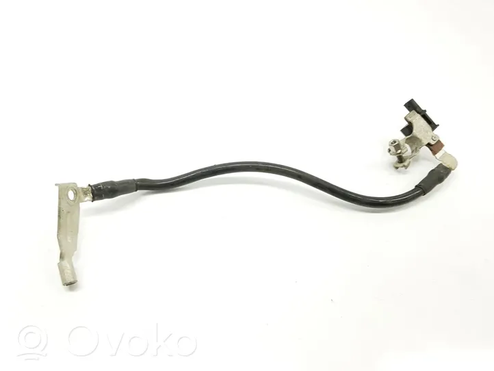 BMW 2 F46 Plus / Klema / Przewód akumulatora 61216821203