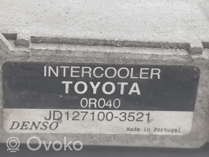 Toyota Avensis T270 Välijäähdyttimen jäähdytin JD1271003521