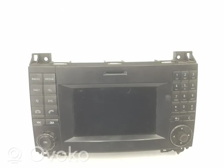 Mercedes-Benz Vito Viano W447 Unità principale autoradio/CD/DVD/GPS A4479006105