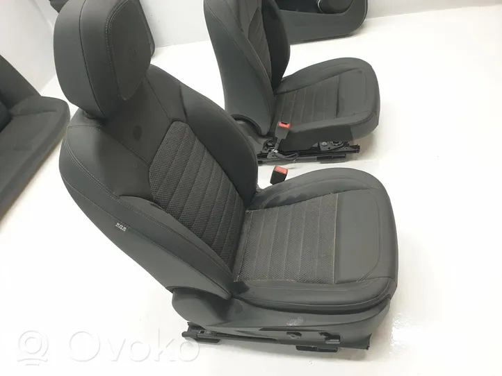Alfa Romeo Stelvio Seat set 