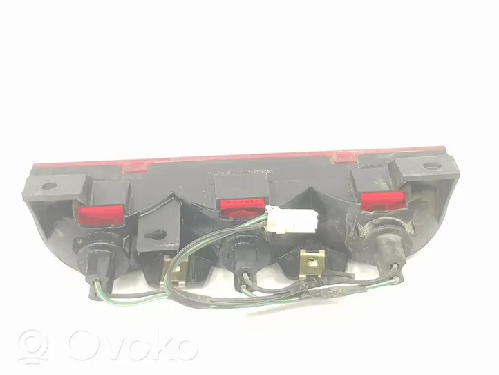 Mitsubishi Montero Trzecie światło stop MR490839